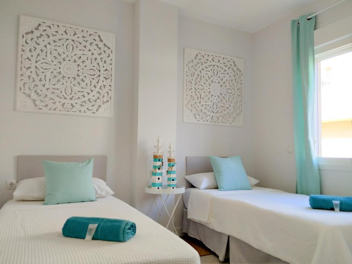 Pena Beach 3 Bedroom Duplex, Bbq, Pool, Sea Views, بينالماذينا المظهر الخارجي الصورة